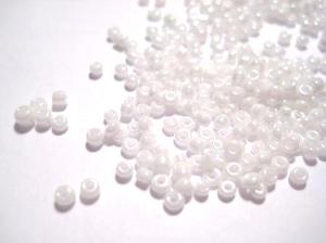 Seedbeads - Opak, lyster Vit