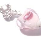 Pärla / hänge -  hängande lampworkhjärta Ljusrosa