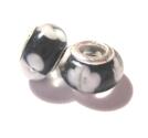 Charm - Lampwork, Svart m vita blommor