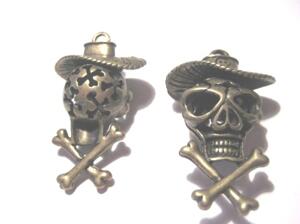 BERLOCKER & HÄNGEN - Berlocker & hängen - Steampunk /Vintage - Brons / Pewter / Mässing - Berlock , Brons -  3D Döskalle