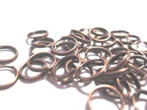 PÄRLOR & TILLBEHÖR - Smyckesdelar - Ringar - Svart, Brons, mässing - Dubbelring/Splitring, 8x0,7mm, Koppar