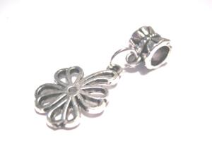ORMLÄNKSPÄRLOR M.M. - Hängande charms - Pärla / hänge -  hängande 4klöver